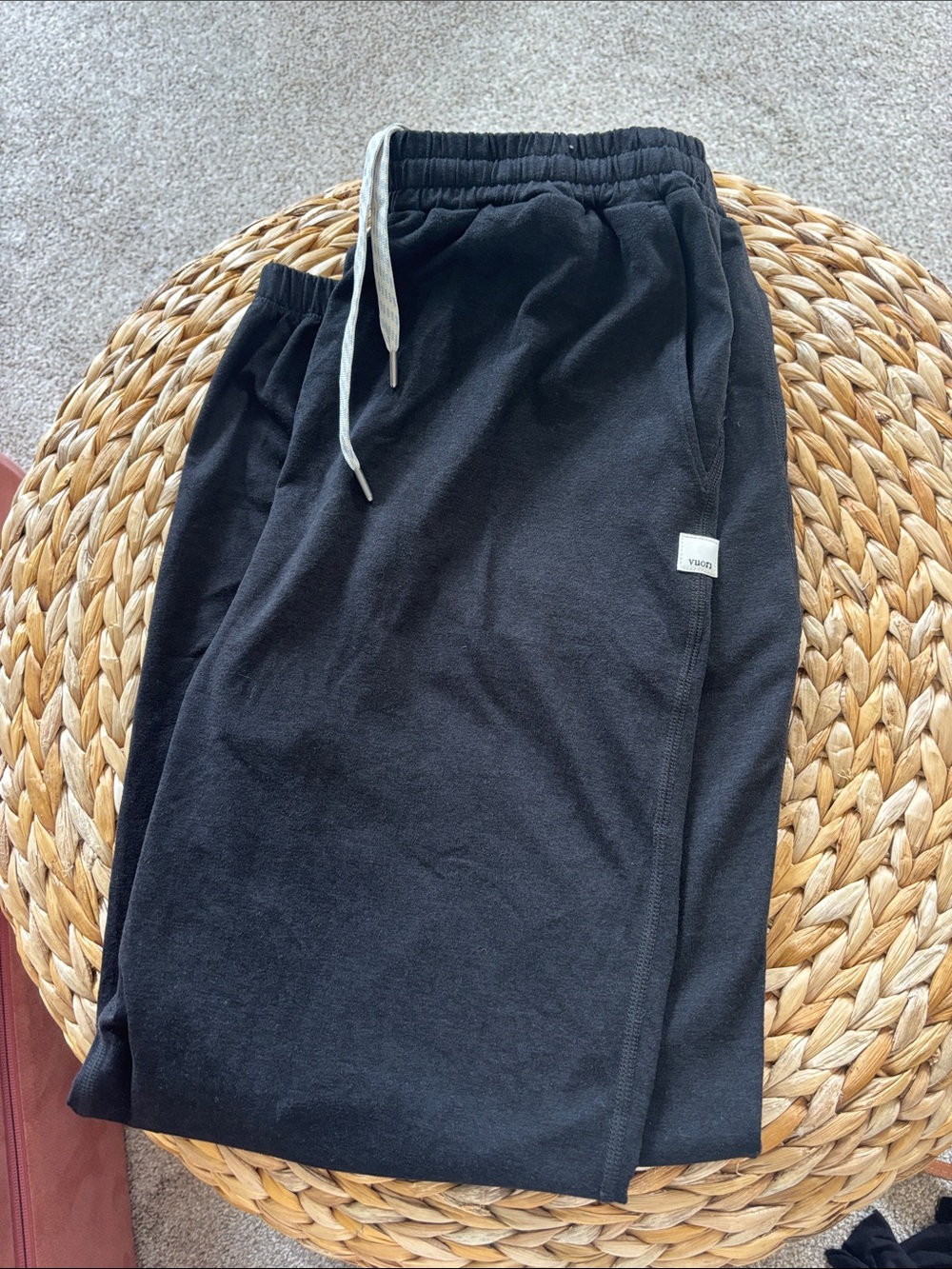 Vuori Black Joggers